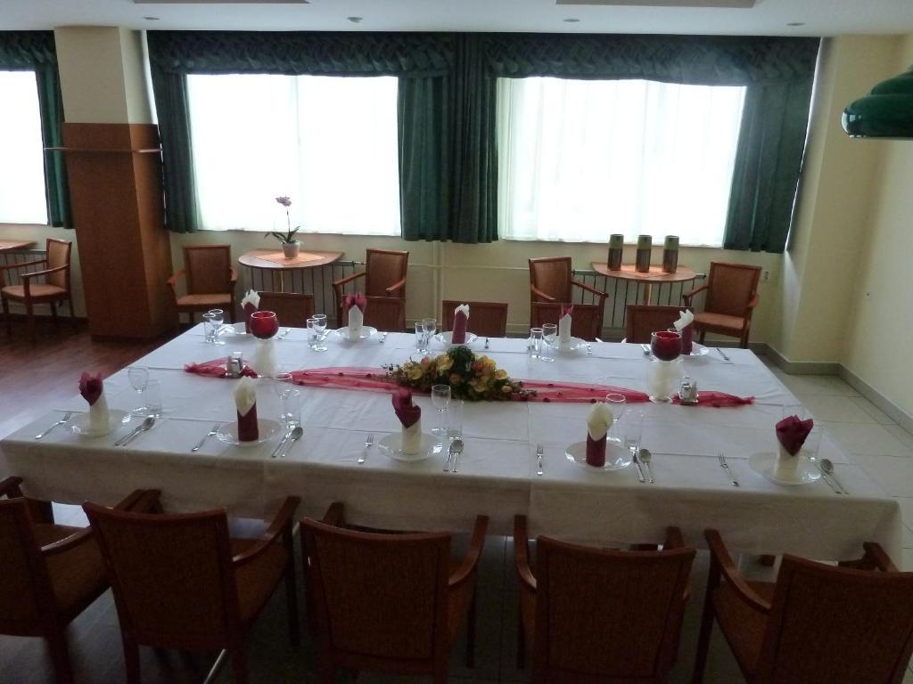 Hotel Jurki Dom Bratislava Bagian luar foto
